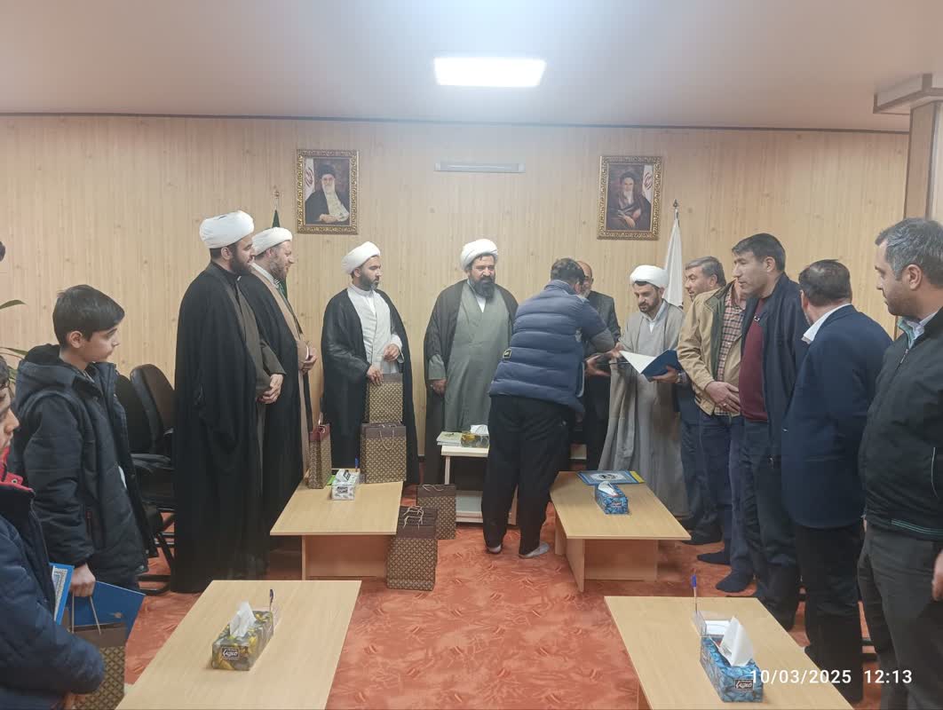 آئين تقدير از فعالان کانون هاي مساجد شهرستان چهارباغ