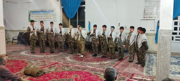اجراي گروه سرود «ياوران ولايت» کانون فرهنگي هنري سردار دلها شيروان  به مناسبت  سومين سالگرد شهيد سليماني