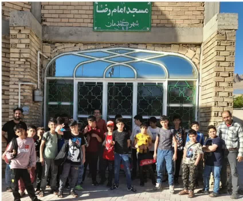 برنامههاي غني سازي اوقات فراغت کانون آفرينش گندمان/از کلاس هاي آموزشي مداحي و قصه گويي تا برگزاري همايش دختران حوا