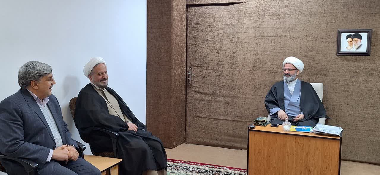 سفر يک روزه مشاور وزير و رئيس ستاد هماهنگي کانون هاي مساجد کشور به استان سمنان