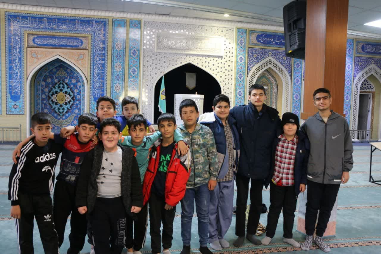 چهارمين مسابقه جشنواره بچه هاي مسجدظهر امروز در مصلي امام خميني(ره) ماهدشت برگزار شد