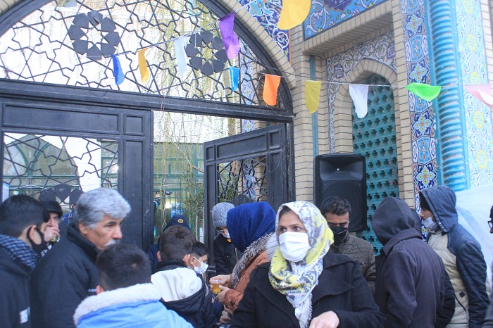 نوجوانان مسجدي به عشق آفتاب مهرباني پذيراي عموم عاشقان مهدوي شدند