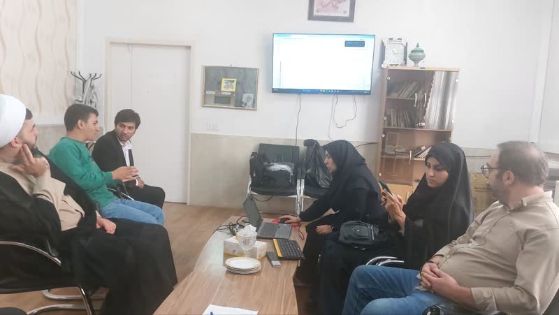 بازديد کارشناسان ستاد کانون هاي مساجد البرز از کانون هاي اشتهارد