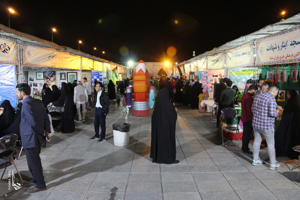 اولين شب برگزاري نمايشگاه توانمندي و دستاوردهاي کانون‌هاي فرهنگي هنري مساجد استان قم
