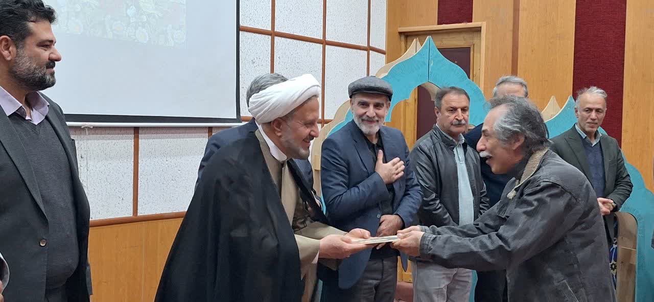 سفر يک روزه مشاور وزير و رئيس ستاد هماهنگي کانون هاي مساجد کشور به استان سمنان