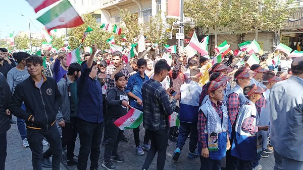 جوانان نقش آفرين گام دوم انقلاب در زنجان