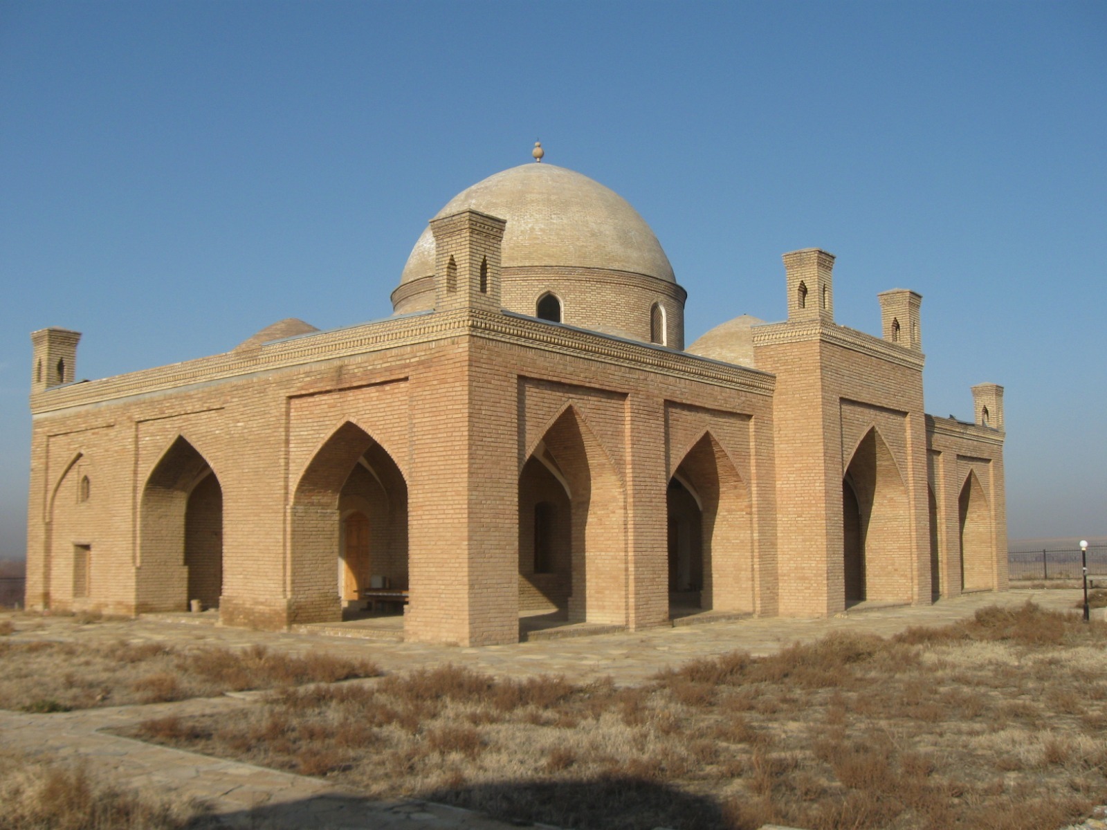 مسجد «ايشان بازار» قزاقستان؛ يادگاري از ميراث تاريخي جاده ابريشم