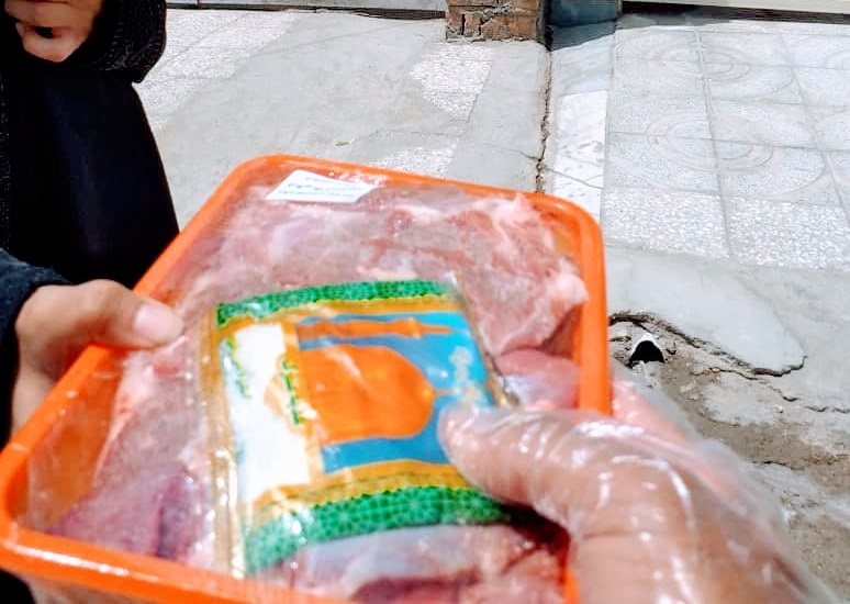 ۱۲۰۰ بسته گوشت متبرک قربانی بین نیازمندان خراسان جنوبی توزیع می شود