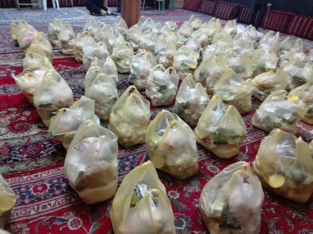 توزیع ۱۰۰ سبد کالا بین نیازمندان به همت کانون شهدا مسجد امام جعفر صادق(ع) بهشهر