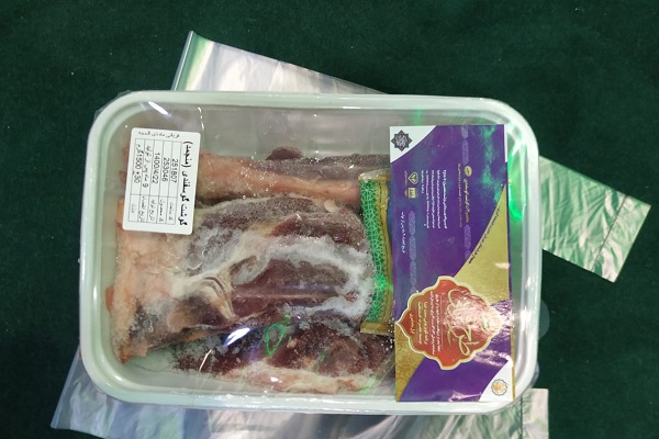 ۲۹۰ بسته گوشت در طرح «نذر قربانی» کانون «منتظران نور» توزیع شد