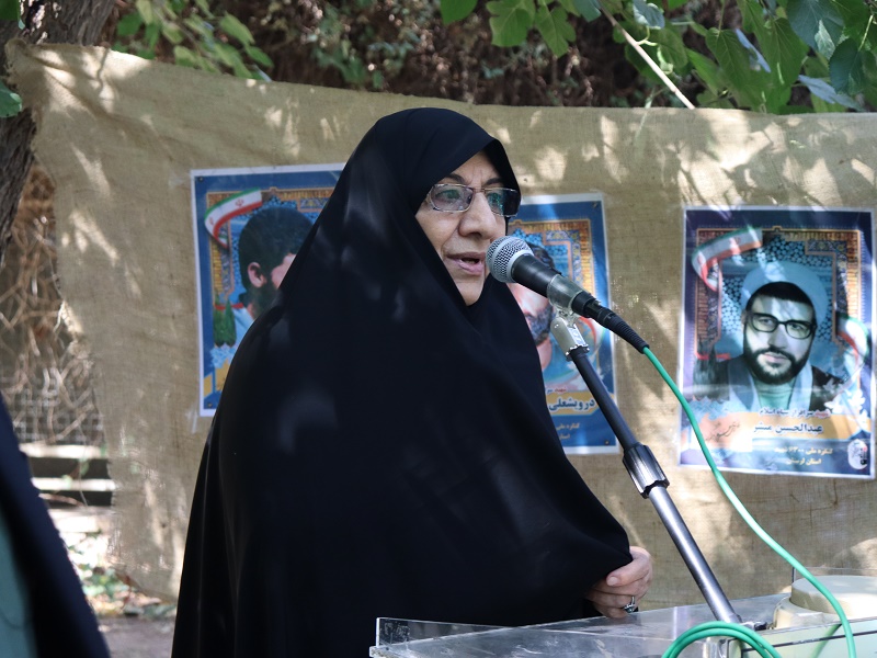 کتاب «مسافر زمستان» به قلم همسر شهید عضو در کانون «مولیالموحدین» رونمایی شد