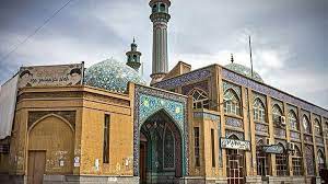 برنامه هاي متنوع کانون مسجد جامع خرمشهر؛ از تکريم خانواده شهدا تا توزيع جهيزيه ميان نوعروسان نيازمند