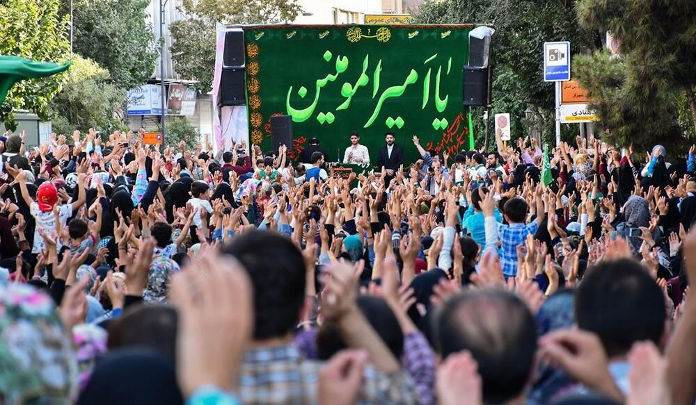مشارکت گسترده بچه هاي مسجد در برگزاري «مهماني ۱۰ کيلومتري غدير»