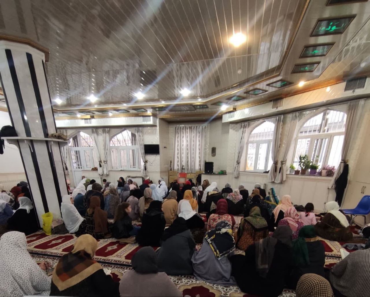 برگزاري جزءخواني قرآن کريم در کانون نساء بانه