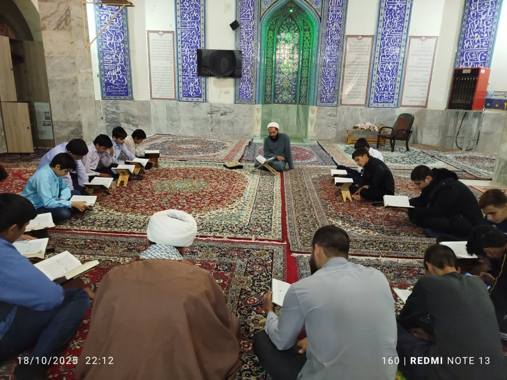 تربيت طلبه طراز اسلامي، وظيفه اصلي حوزه هاي علميه